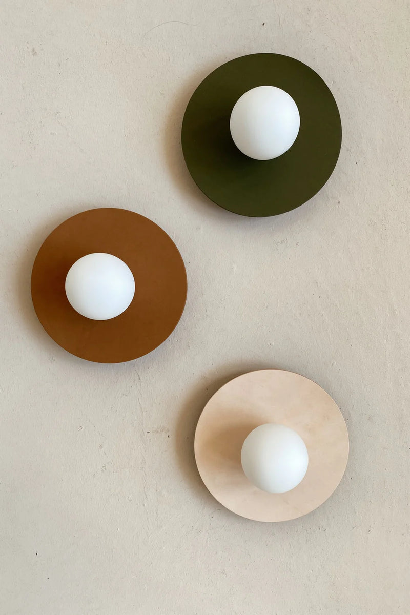 LEATHER DISC SCONCE | Natural