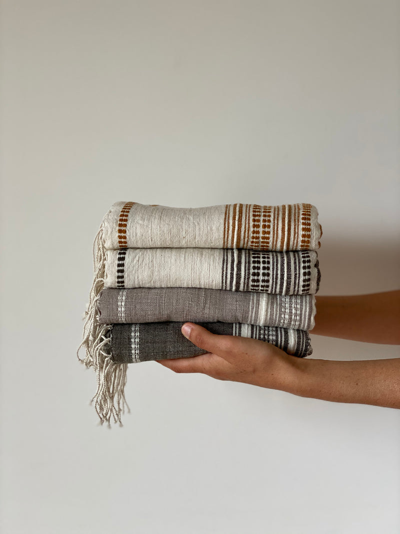 COTTON HANDLOOMED TOWEL | CLAY & NATURAL