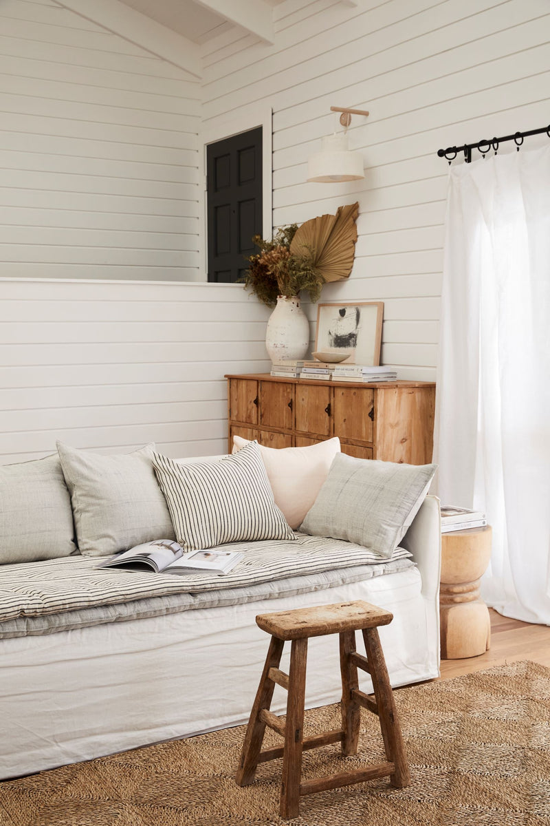 COTTON HANDWOVEN CUSHION - STRIPE SQUARE