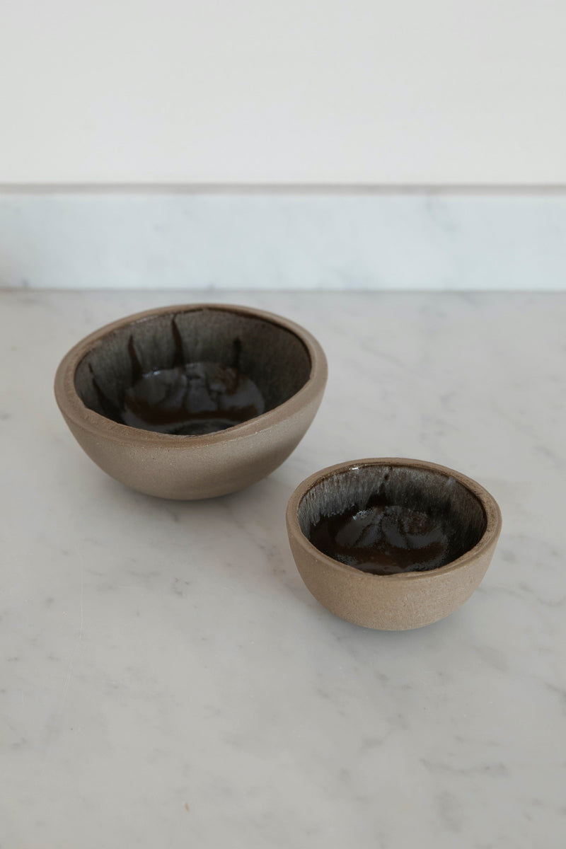 STONEWARE BOWL IN MUSHROOM | SMALL