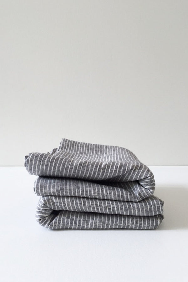LINEN TABLECLOTH IN GREY WITH WHITE STRIPES